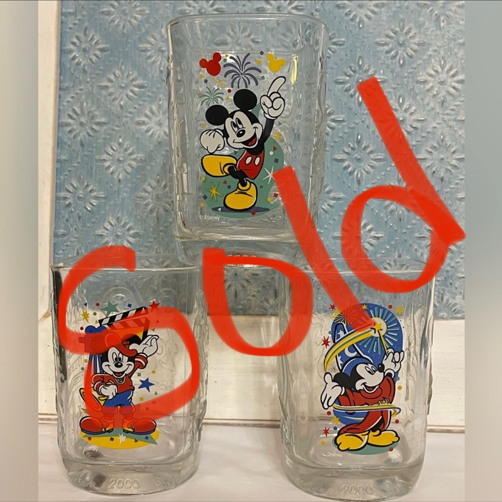 Vintage McDonald’s World 2000 Millennium Celebration Glasses set of 3